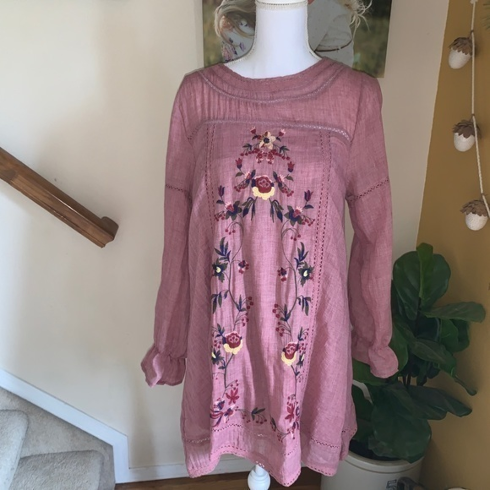 Umgee boutique pink embroidered‎ floral dress M